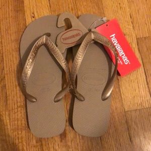 Havaianas Flip Flops Rose Gold NWT
